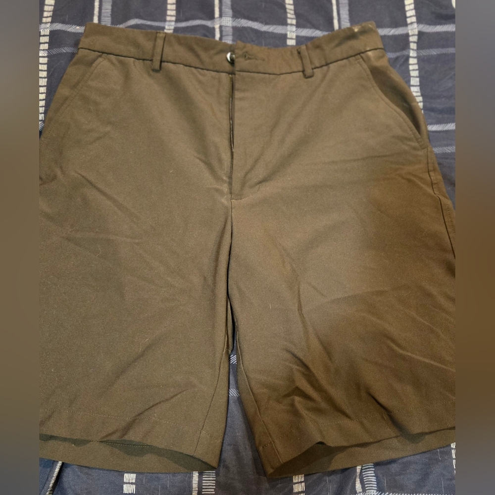 Tommy Armour Golf Shorts Size 32